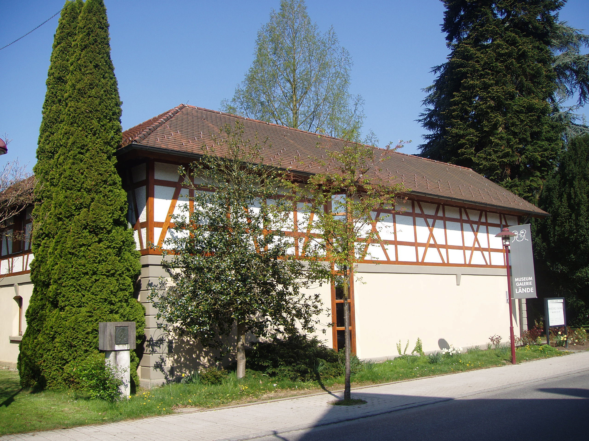 
          Museum und Galerie in der Lände
          Bild 1